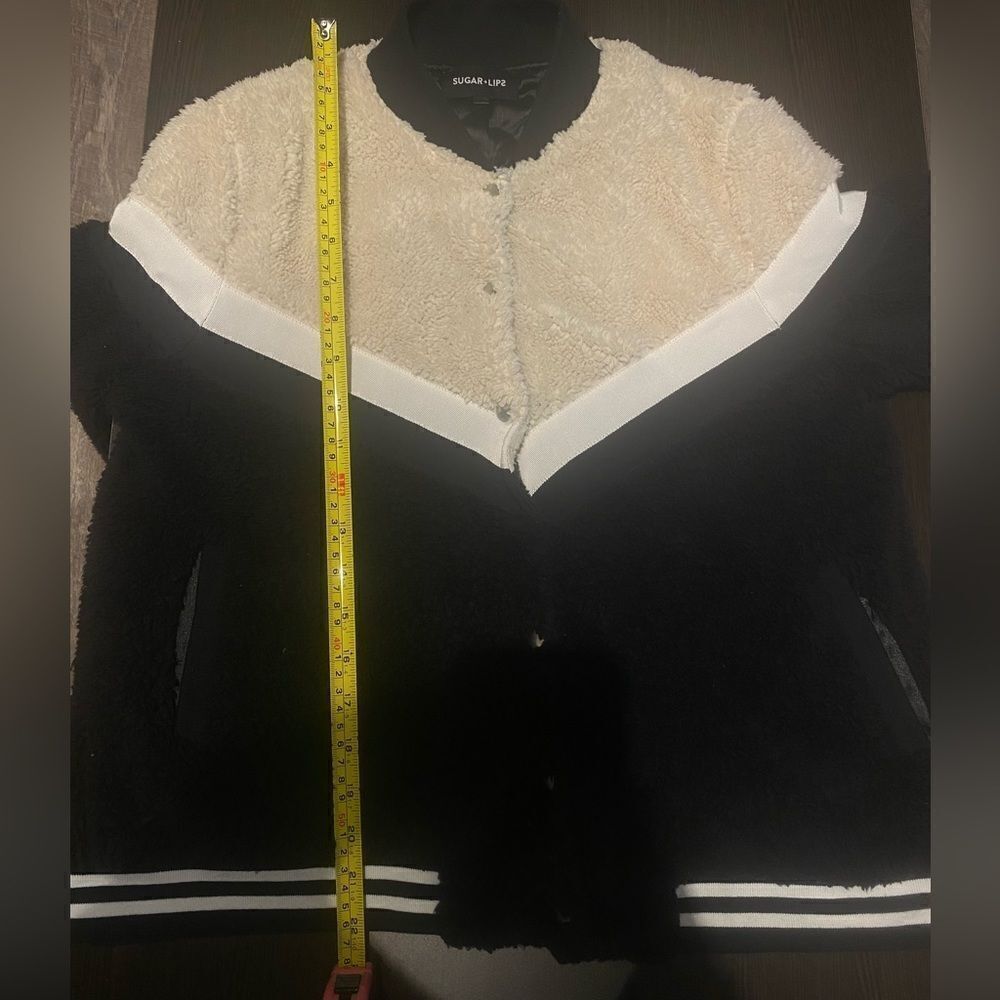 Sugarlips Women’s Teddy Knit Black and Tan Bomber Jacket Size Medium NWOT - Picture 6 of 8